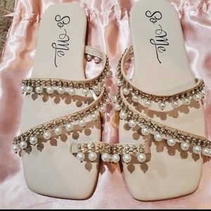 Flat Nude Sandals